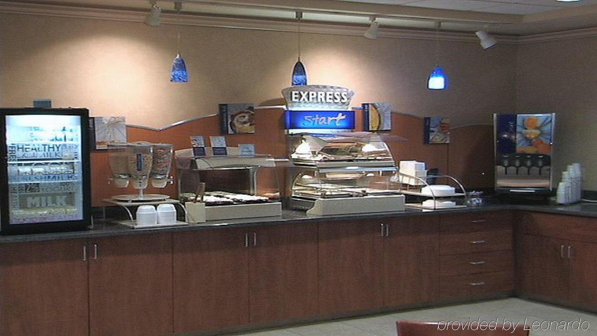 ฮอลิเดย์ อินน์ เอ็กซ์เพรส แอนด์ สวีท เซนต์ครอยซ์วัลเล่ย์ Saint Croix Falls ร้านอาหาร รูปภาพ